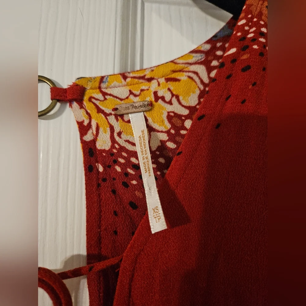 FREE PEOPLE Lovely Day Printed Tunic Red‎ Dress size xs - Picture 4 of 6